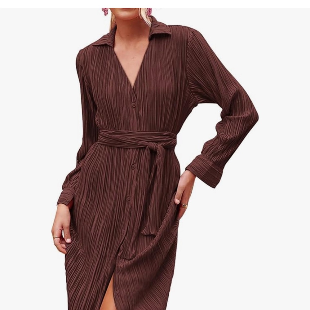 Pleated Ribbed Midi Dress - Picture 2 of 7